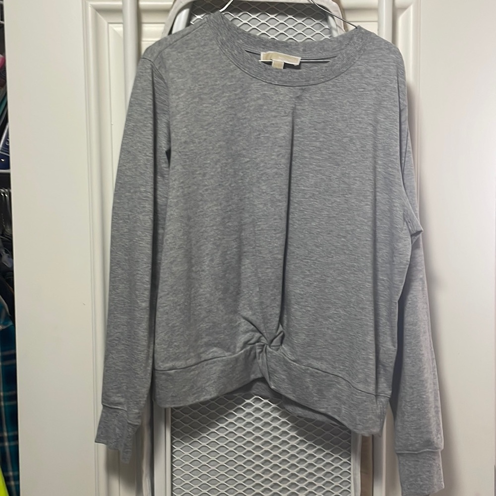 Michael Kors pullover shirt